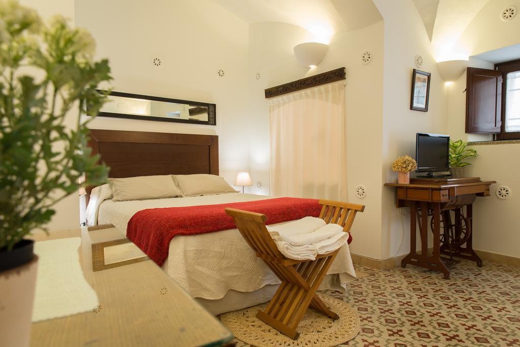 Apartamento Adarve Касерес Экстерьер фото